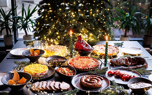 Kalkulator cateringu świątecznego – oblicz koszt kolacji wigilijnej dla rodziny