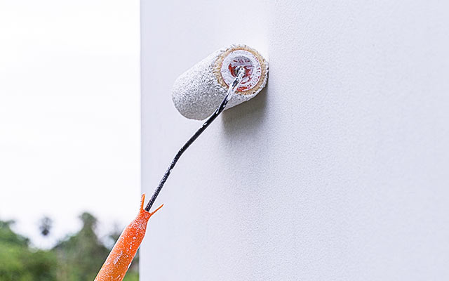 Kalkulator malowania elewacji 2026 - oblicz koszt robocizny i ilość farby