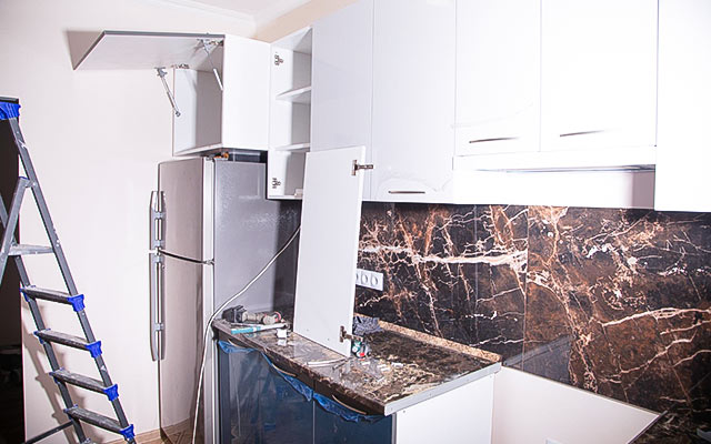 Kalkulator remontu kuchni – Oblicz koszt robocizny i materiałów