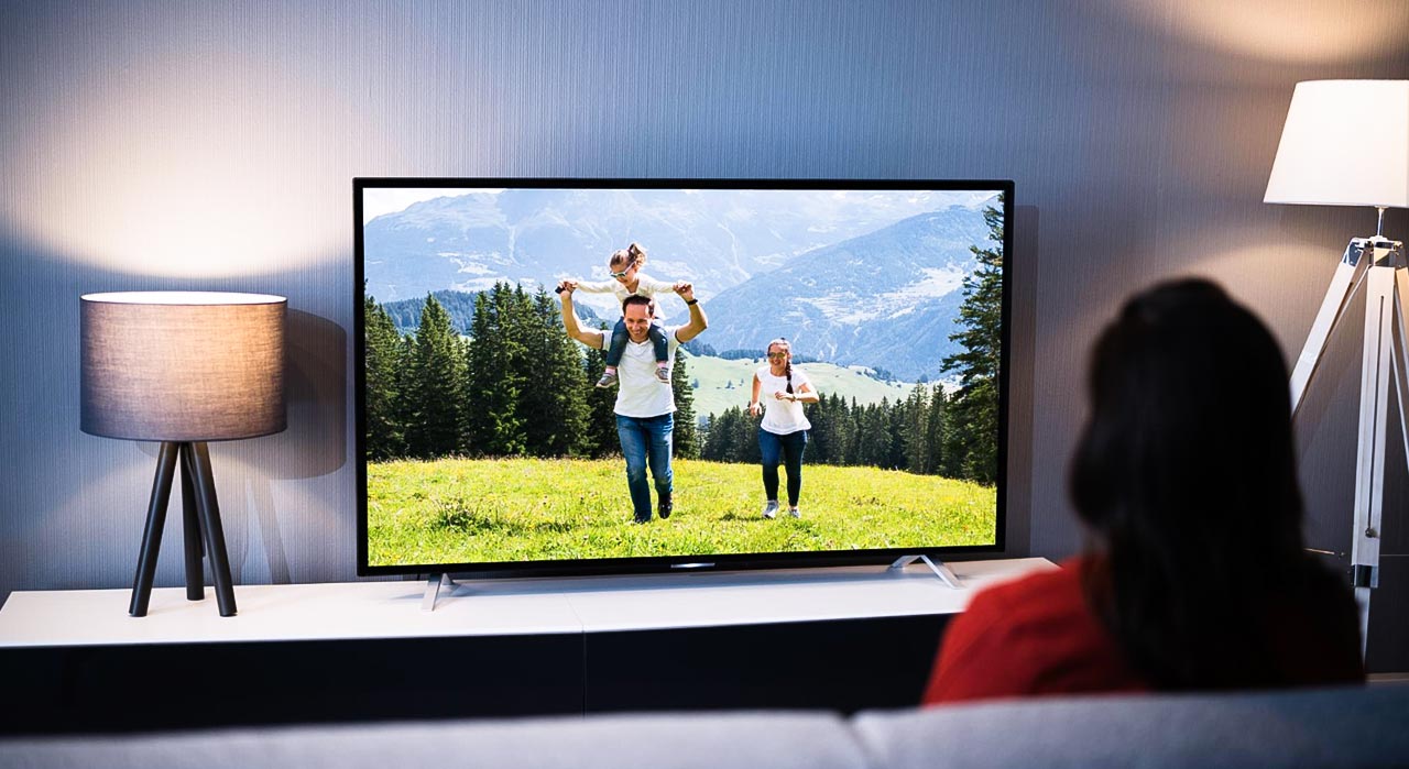 Wymiana podświetlenia w telewizorze LED – koszt i czy się opłaca?